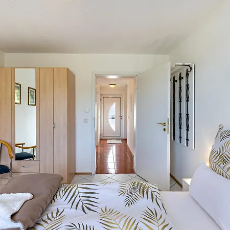 Apartamento Ayleen *